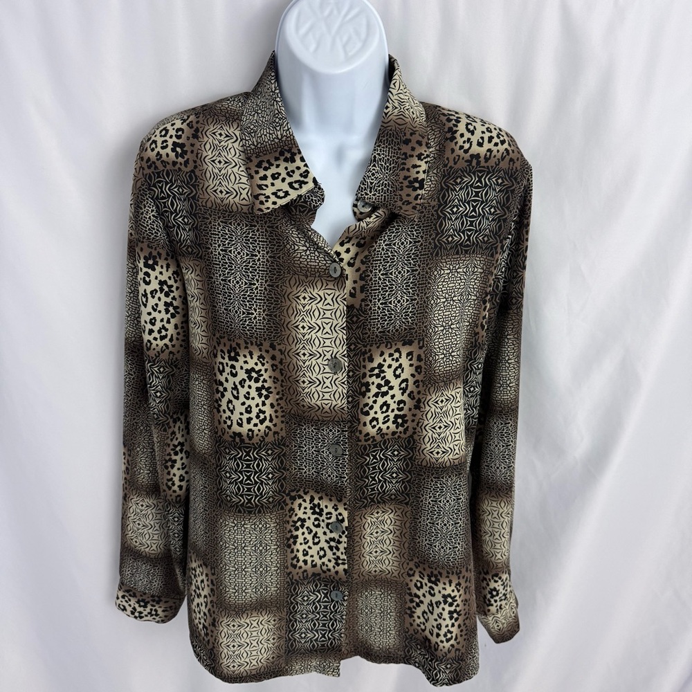 Vtg. Kathy Che Button Up Top Size Small